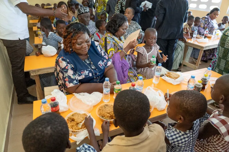 Education: The EPP Bécoukuifin receives the keys to its new school canteen