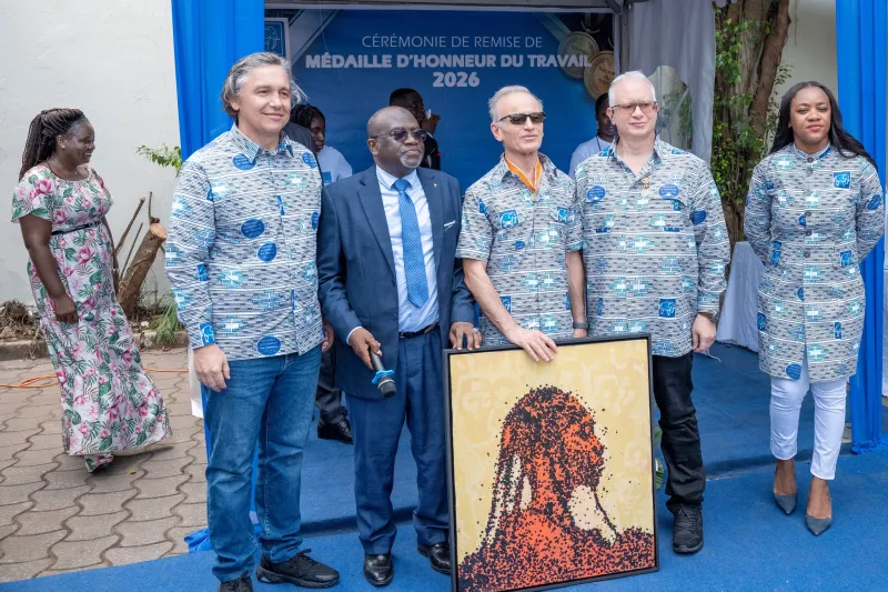 Promotion de l’excellence : 51 agents de la SOTACI reçoivent la médaille d’honneur du travail